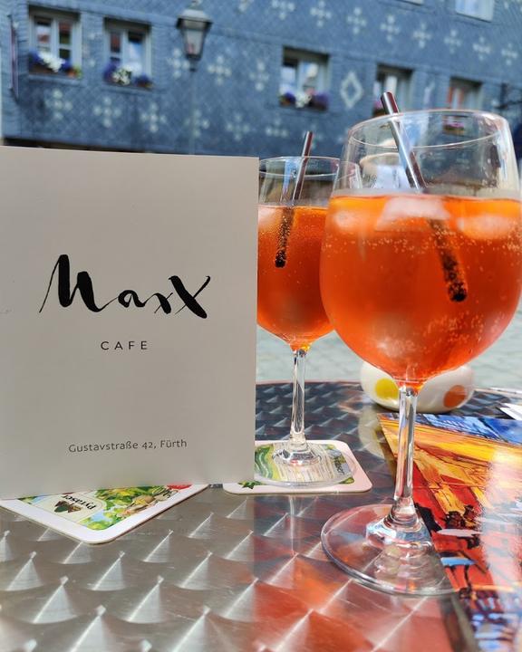 MAXX Cafe Bar